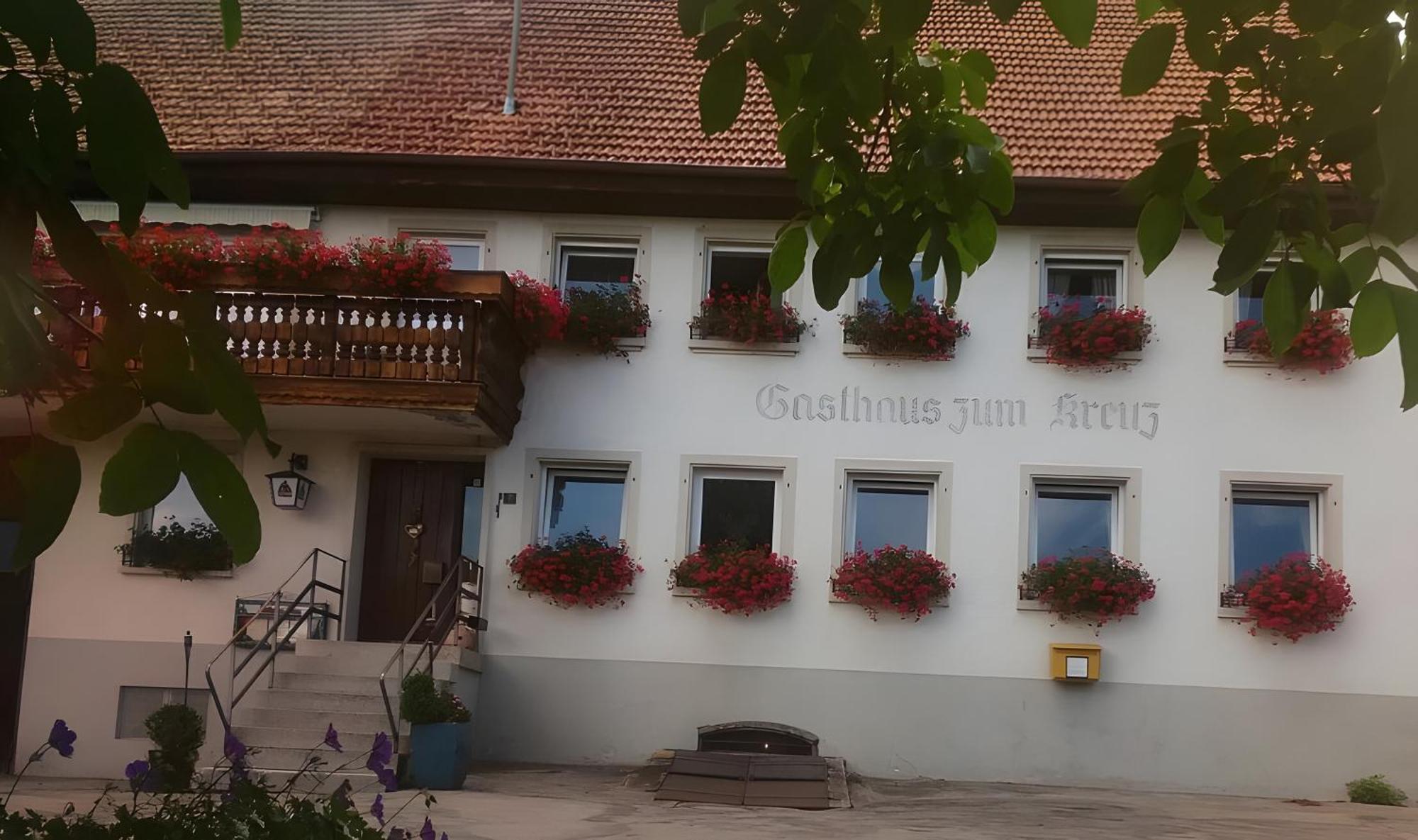 Gasthaus Zum Kreuz Grafenhausen Eksteriør billede